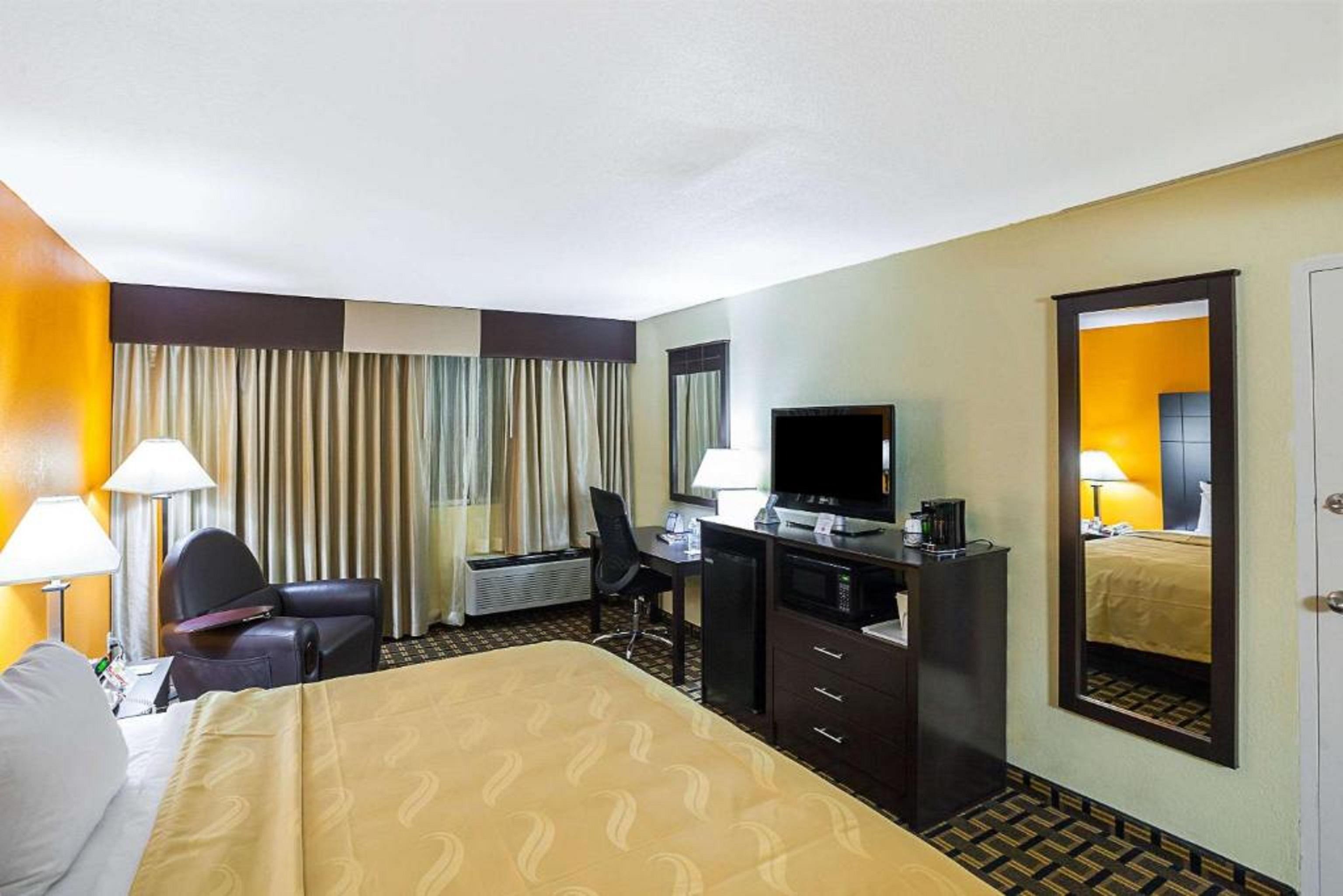 Quality Inn & Suites Cincinnati Downtown Zewnętrze zdjęcie